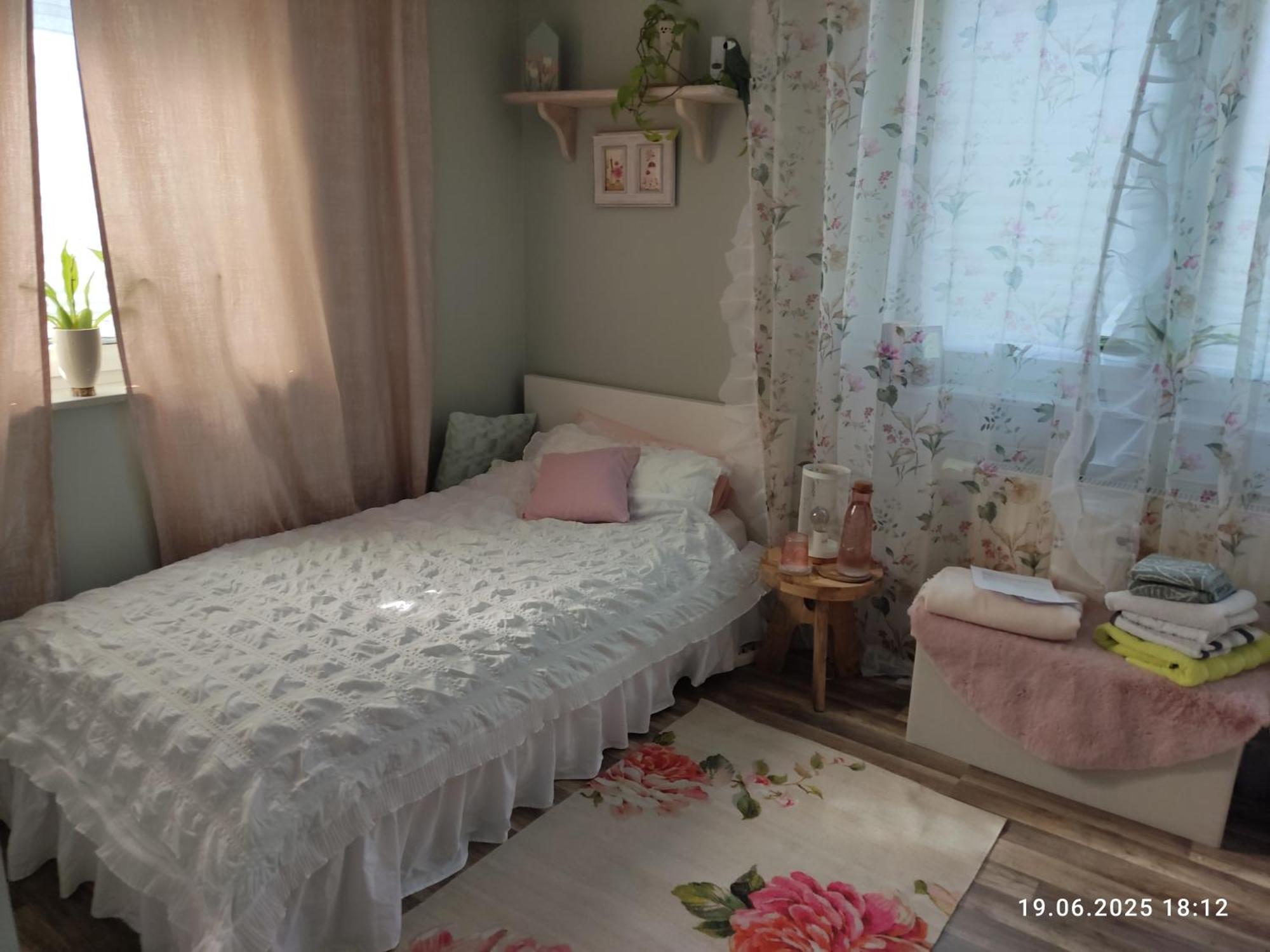 Gemuetliches Einzelzimmer Frisch Renoviert , Late Check In Moeglich Séjour chez l'habitant Brake (Bielefeld)